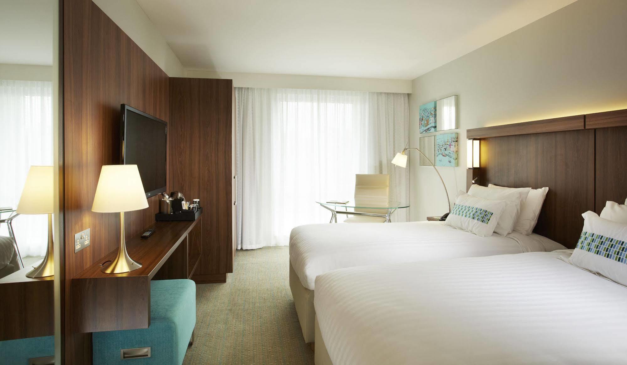 Courtyard By Marriott Arena Atlas 4* Ámsterdam